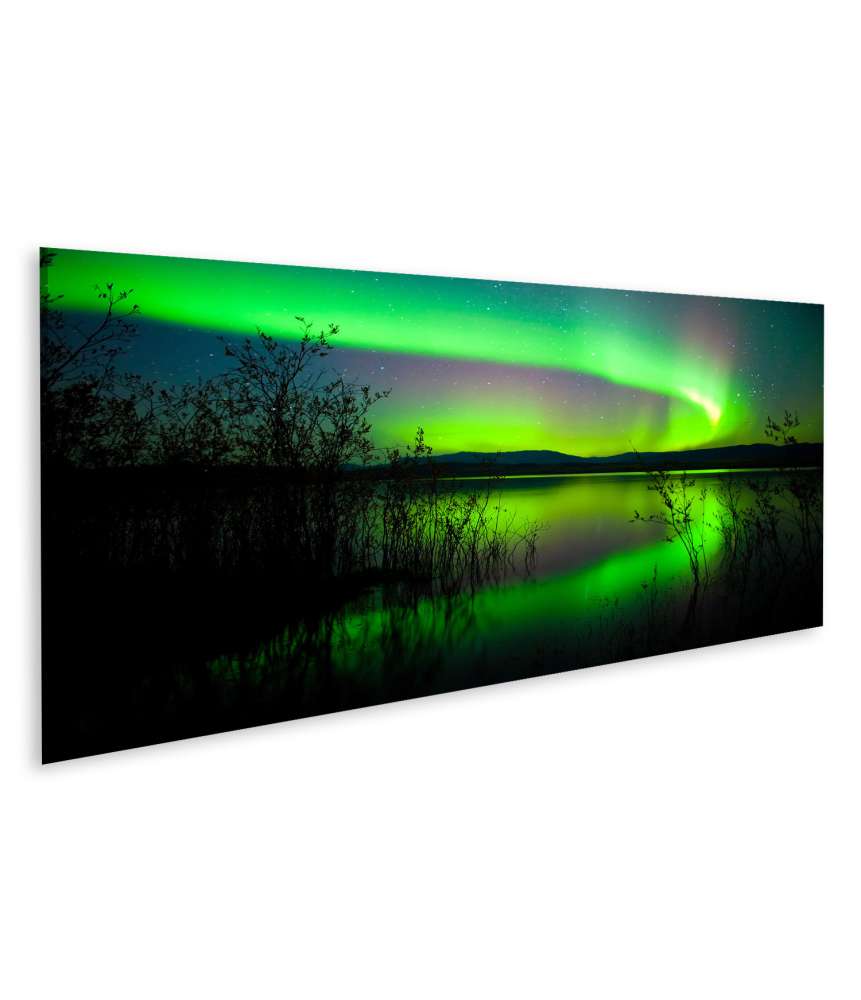 Islandburner Bild auf Leinwand Spiegelnder See unter Nordlichtern und Wetterleuchten in Norwegen