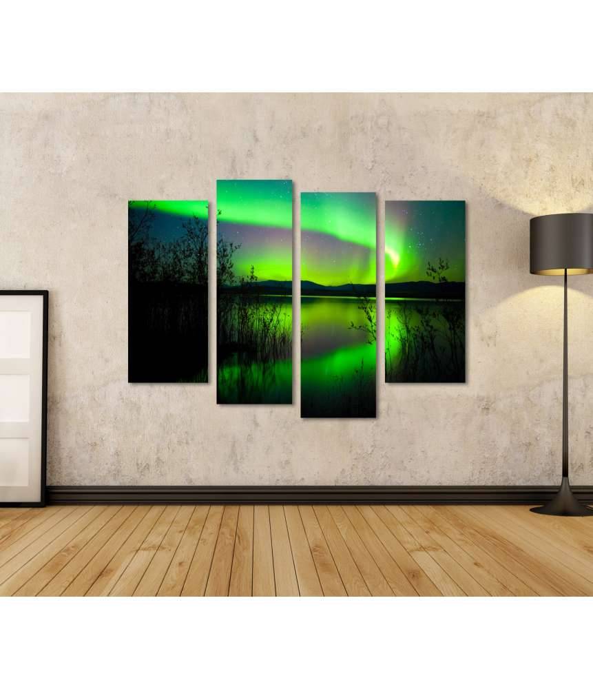 Islandburner Bild auf Leinwand Spiegelnder See unter Nordlichtern und Wetterleuchten in Norwegen Super Sparpreis