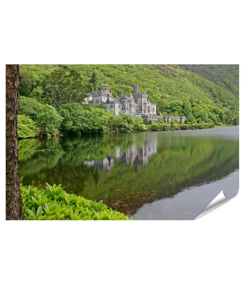 Islandburner XXL Premium Poster Atemberaubendes Wandbild der historischen Kylemore Abbey in Galway, Irland Cyber Monday