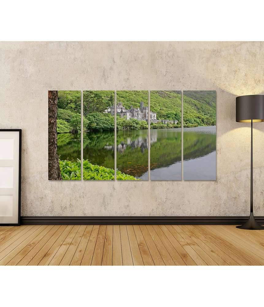 Islandburner Bild auf Leinwand Atemberaubendes Wandbild der historischen Kylemore Abbey in Galway, Irland Tiefpreis