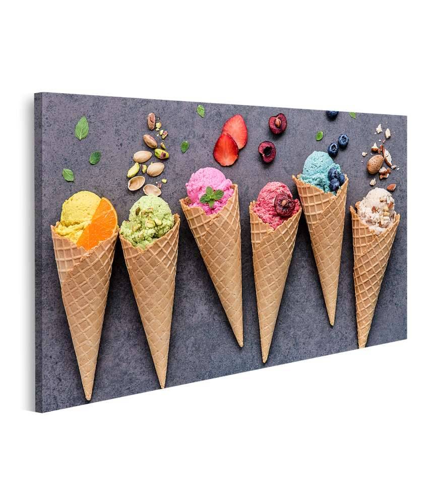 Islandburner Bild auf Leinwand Farbenfrohes Wandbild einer Eisdiele mit Heidelbeer- und Erdbeer-Eiscreme