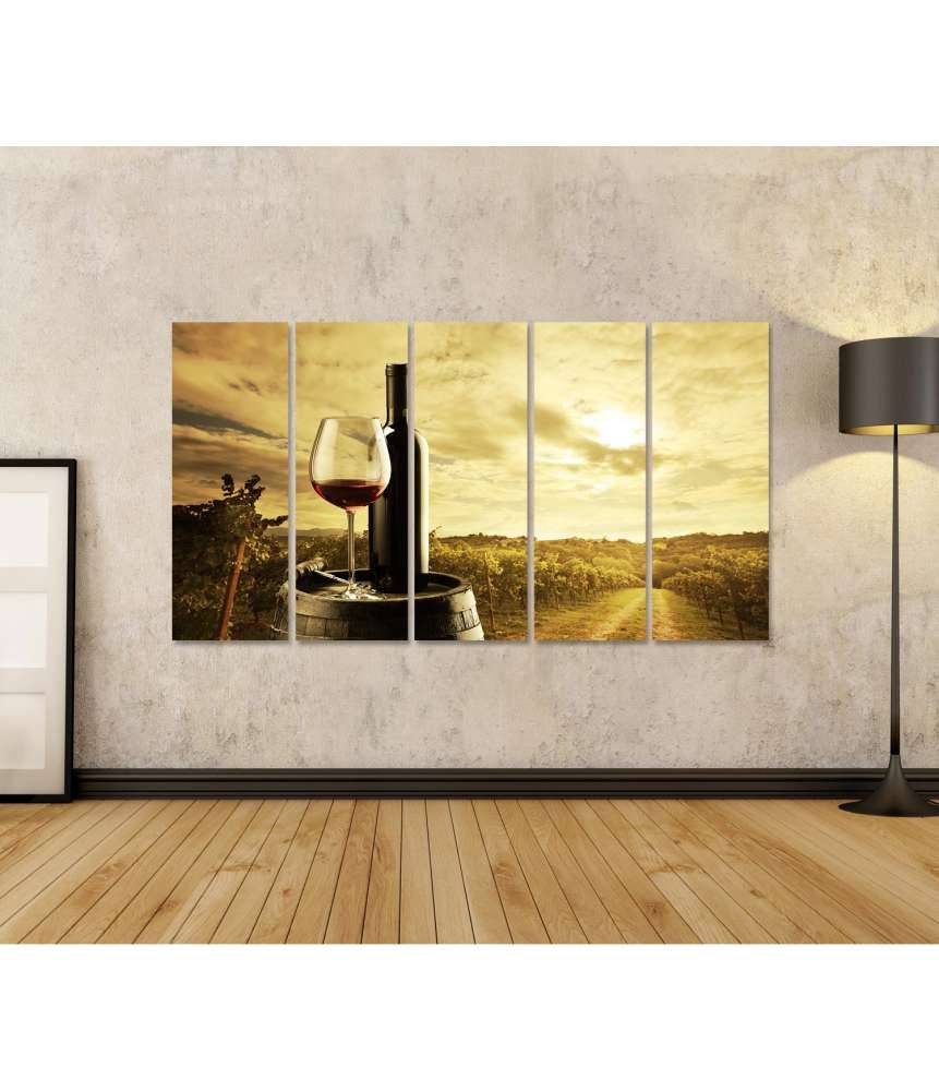 Islandburner Bild auf Leinwand Rotweinflasche und Weinglas auf einem Weinfass dargestellt Nur für heute