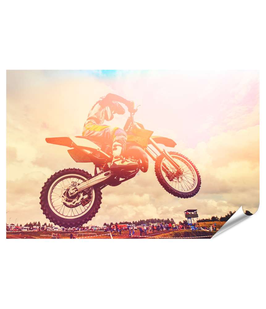 Islandburner Premium Poster Motocross-Rennfahrer auf Dirtbike macht spektakuläre Sprünge im Gelände