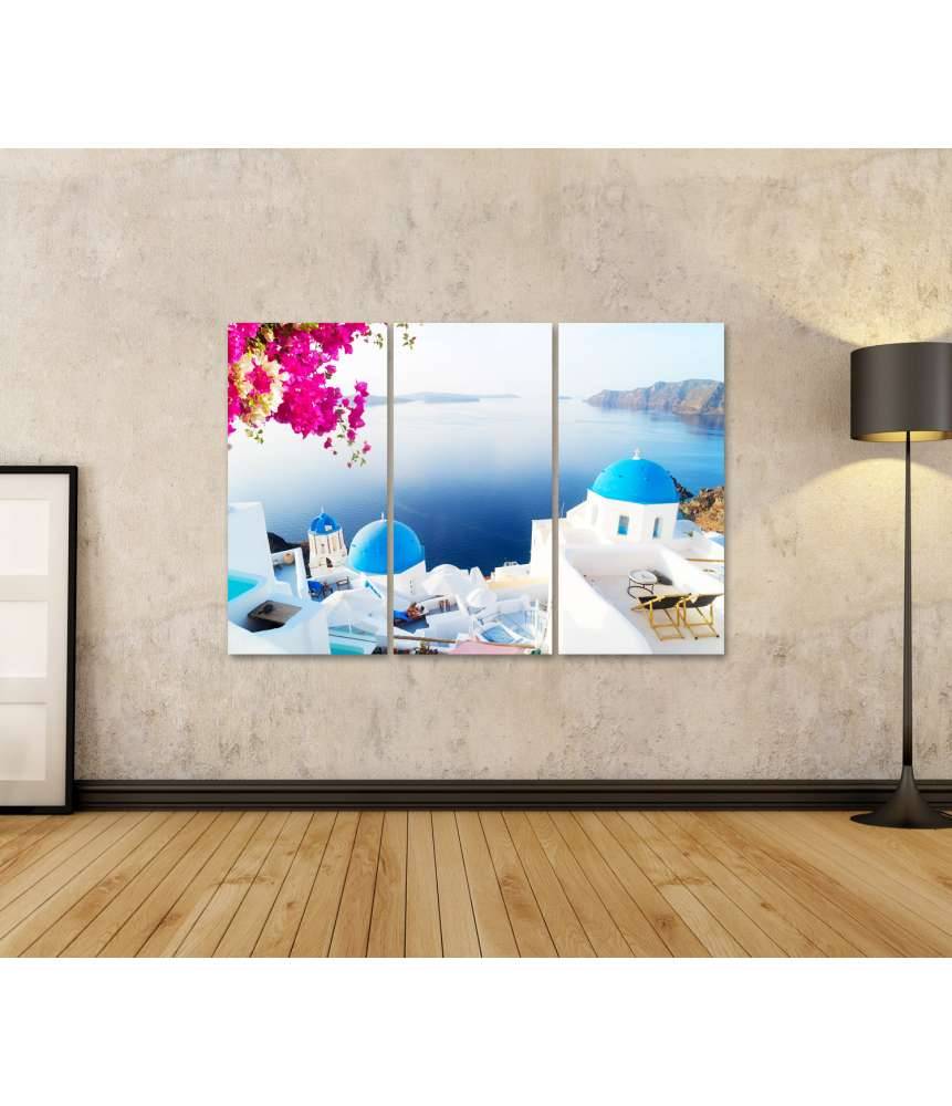 Islandburner Bild auf Leinwand Malerische weiße Glockentürme auf der griechischen Insel Santorin Letzter Tag