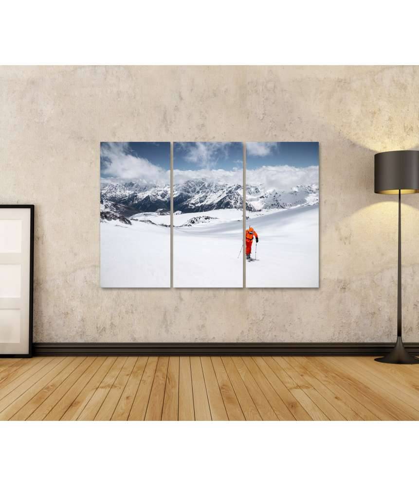 Islandburner Bild auf Leinwand Freerider in gelbem Skianzug und Rucksack in dynamischer Aktion Bis zu 60% Rabatt