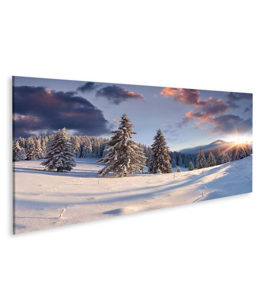 Islandburner Bild auf Leinwand Malerischer Winter-Sonnenaufgang mit schneebedeckten Bäumen