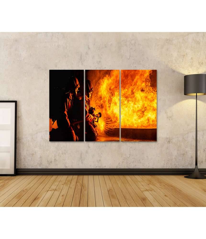 Islandburner Bild auf Leinwand Feuerwehrleute im Einsatz, mutig Flammen löschend - Wandbild Black Friday Preise