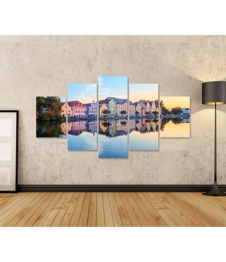 Islandburner Bild auf Leinwand Gotische Häuser an der Isar in der Altstadt von Landshut, Bayern, Deutschland Verkauf