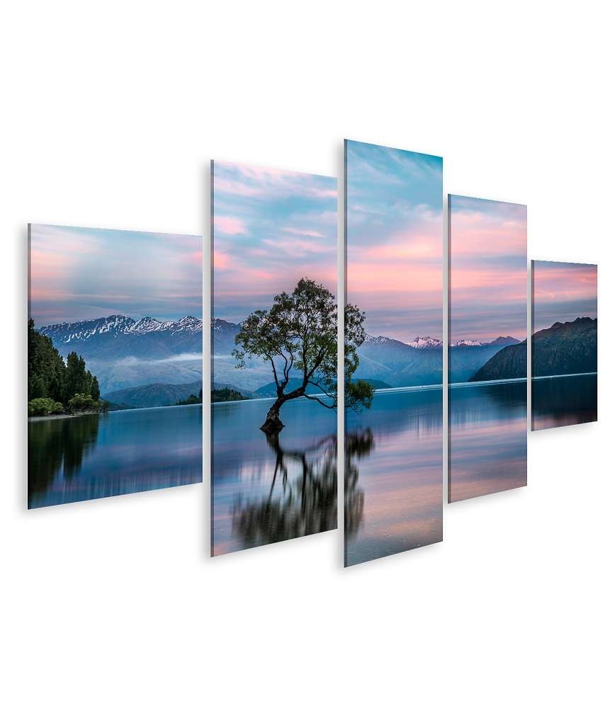 Islandburner Bild auf Leinwand Sonnenaufgang am Wanaka-See mit nebligem Bergpanorama in Neuseeland