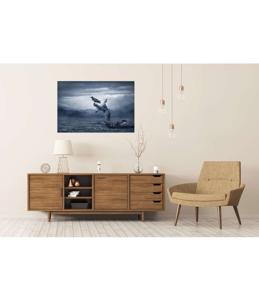 Islandburner Premium Poster Gothic Szenerie: Schwarzer Rabe sitzt im Mondlicht auf einem Baum Super Sparpreis
