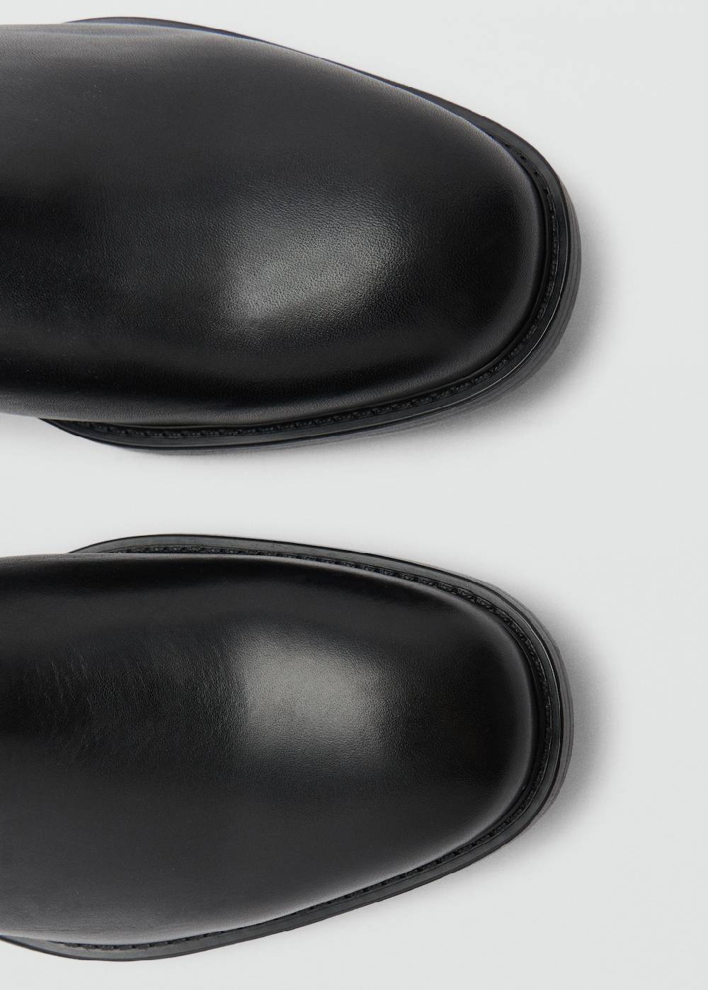 ﻿Mango Chelsea Boots aus poliertem Leder Vierteljährliche Förderung