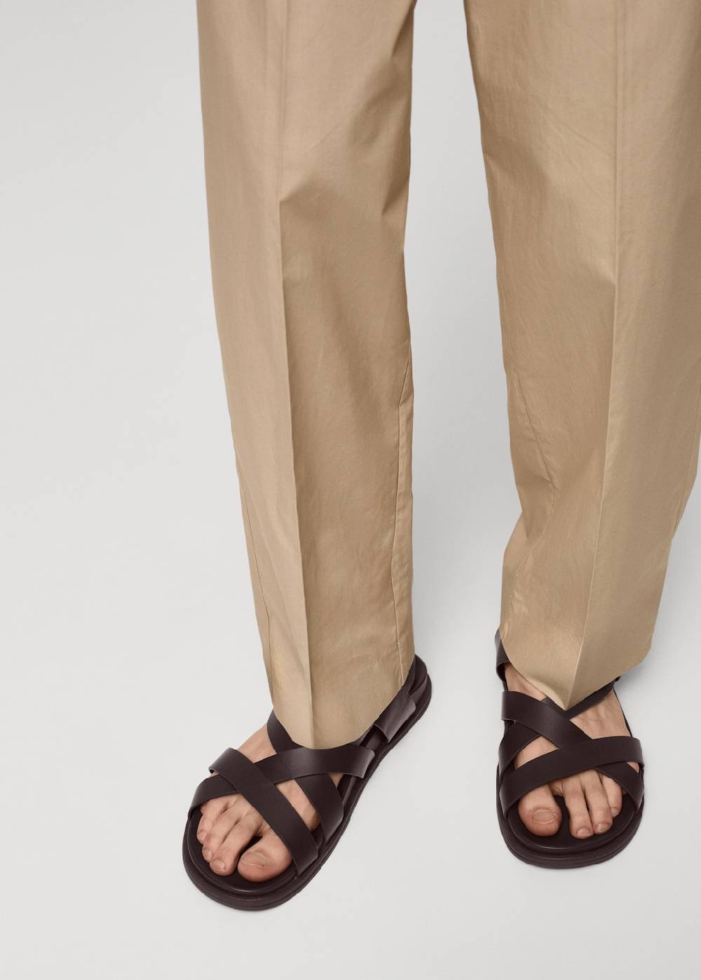Mango Überkreuzte Riemchensandale aus 100 % Leder Rabatte dieses Monats