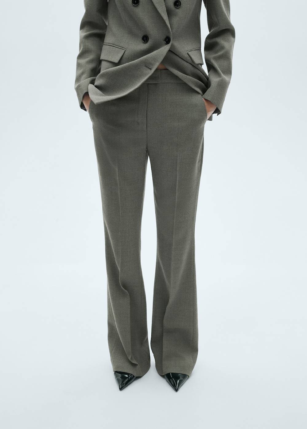 Mango Anzughose im Flared-Stil