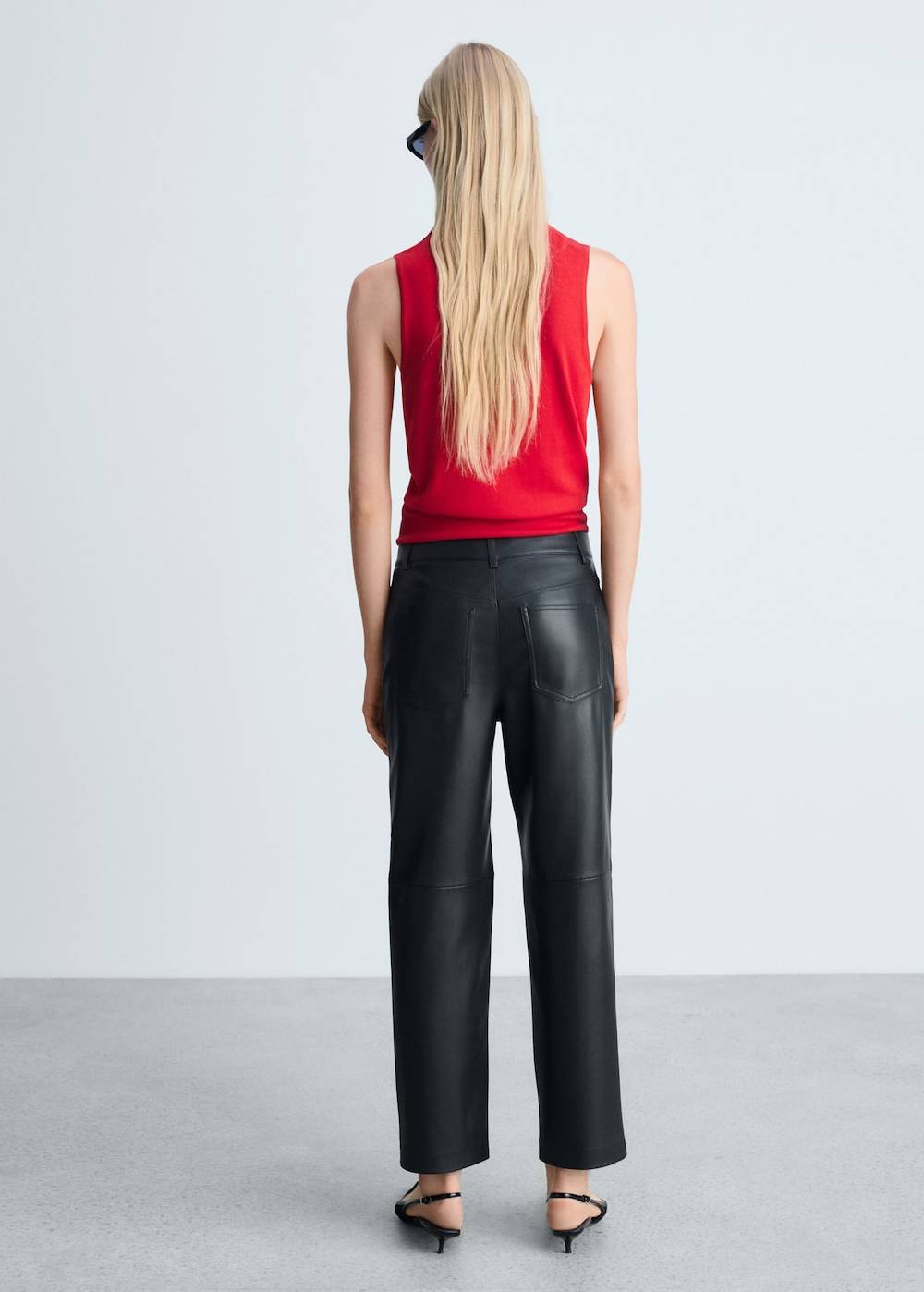 Mango Gerade Hose mit Leder-Effekt Heißer Verkauf