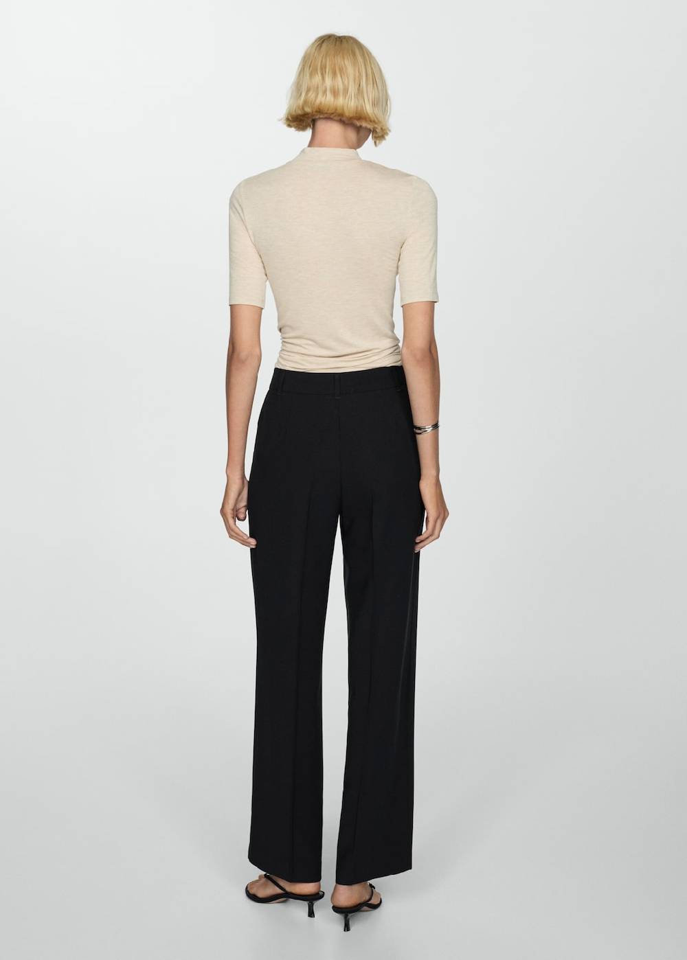Mango Wideleg-Bundfaltenhose Begrenzte Freigabe