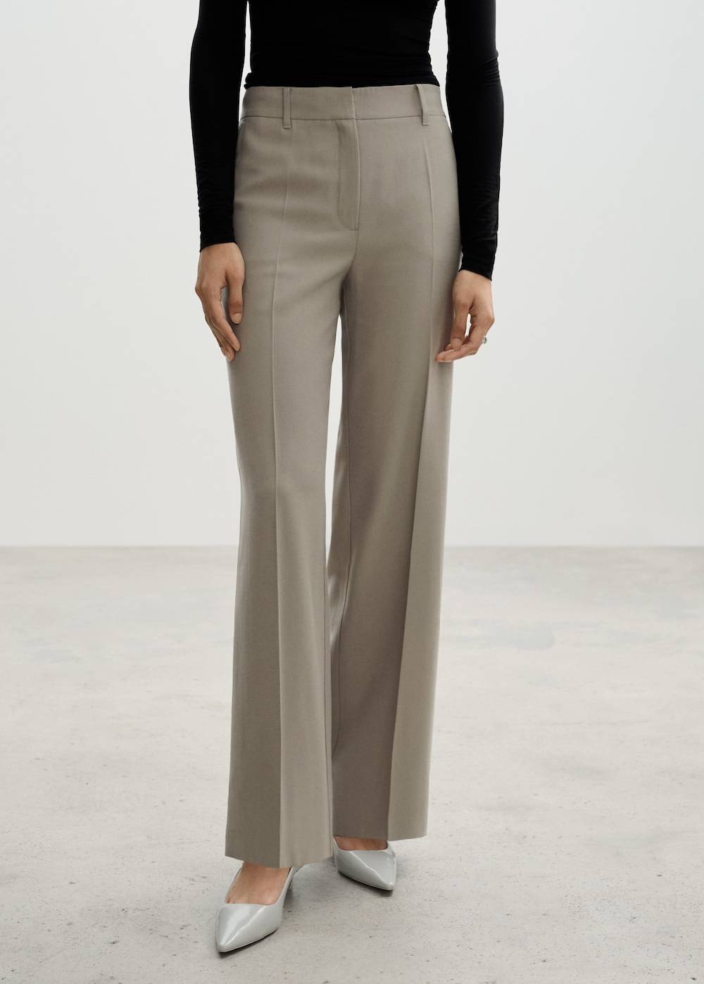 Mango Wideleg-Bundfaltenhose