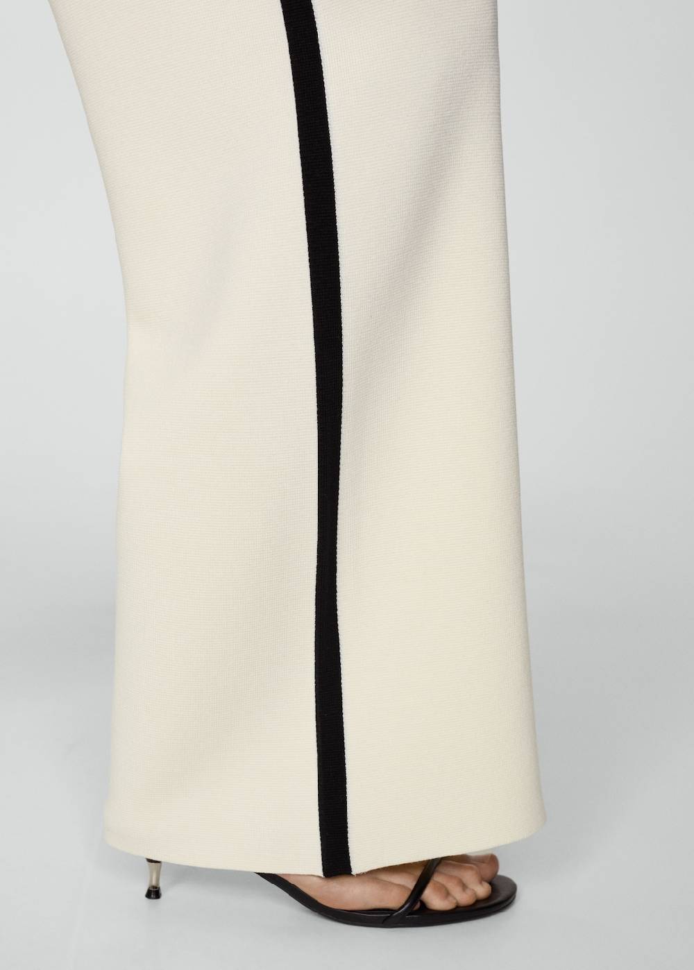 Mango Strickhose mit kontrastierenden Seitenstreifen Bis zu 55% Rabatt