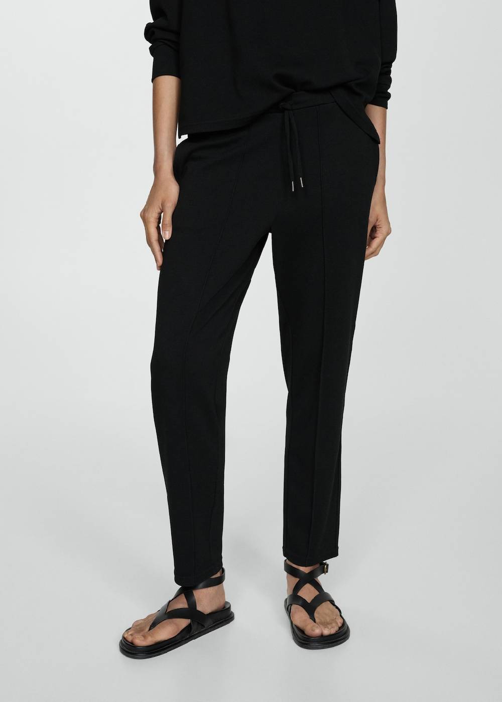 Mango Jogger Pants mit Nähten
