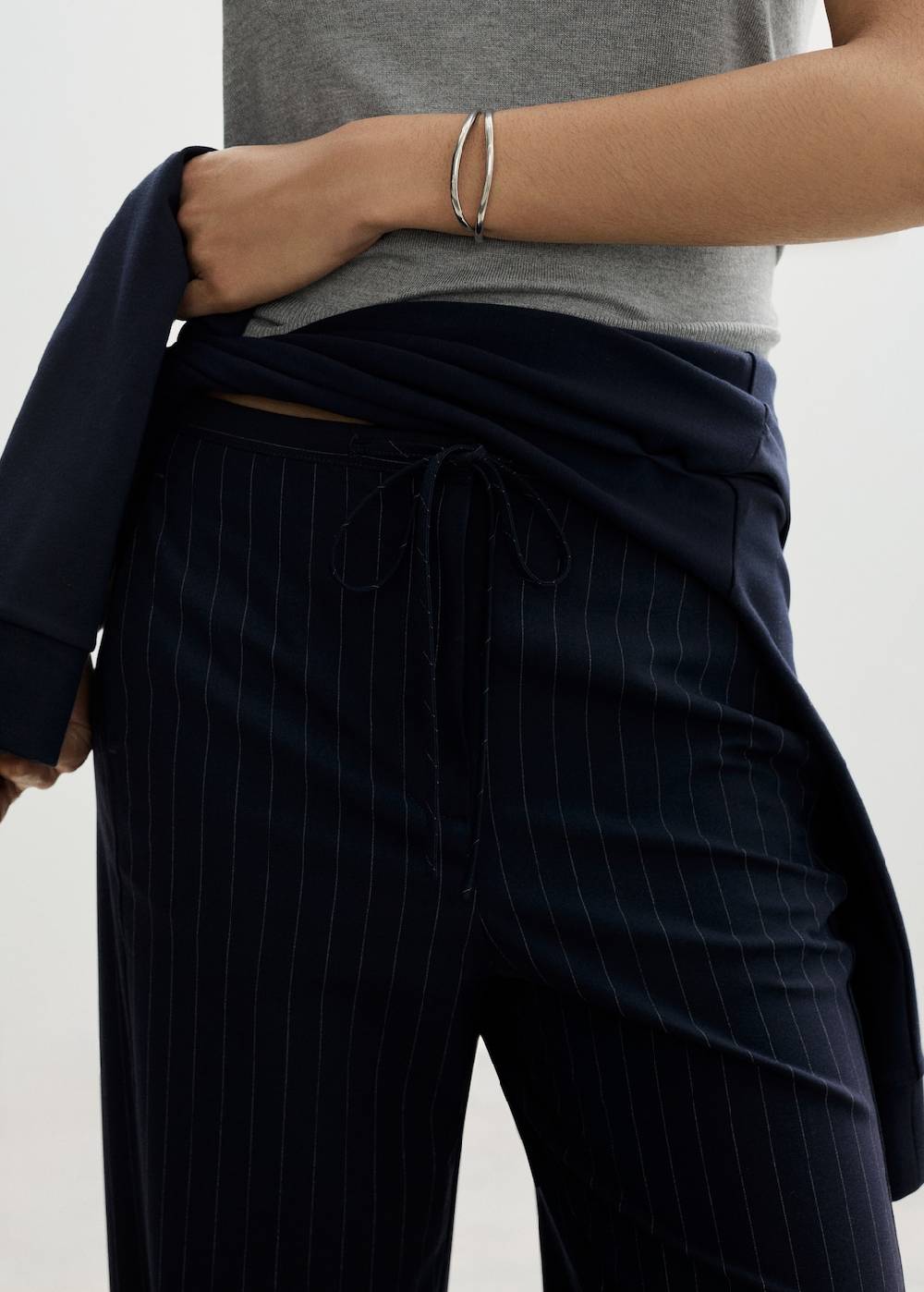 Mango Gerade Nadelstreifenhose Fabrikladen