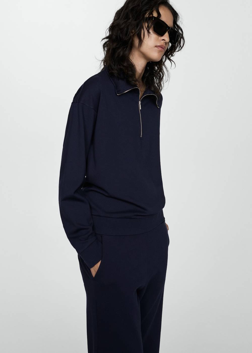 Mango Jogger Pants mit Taschen Speichern exportieren