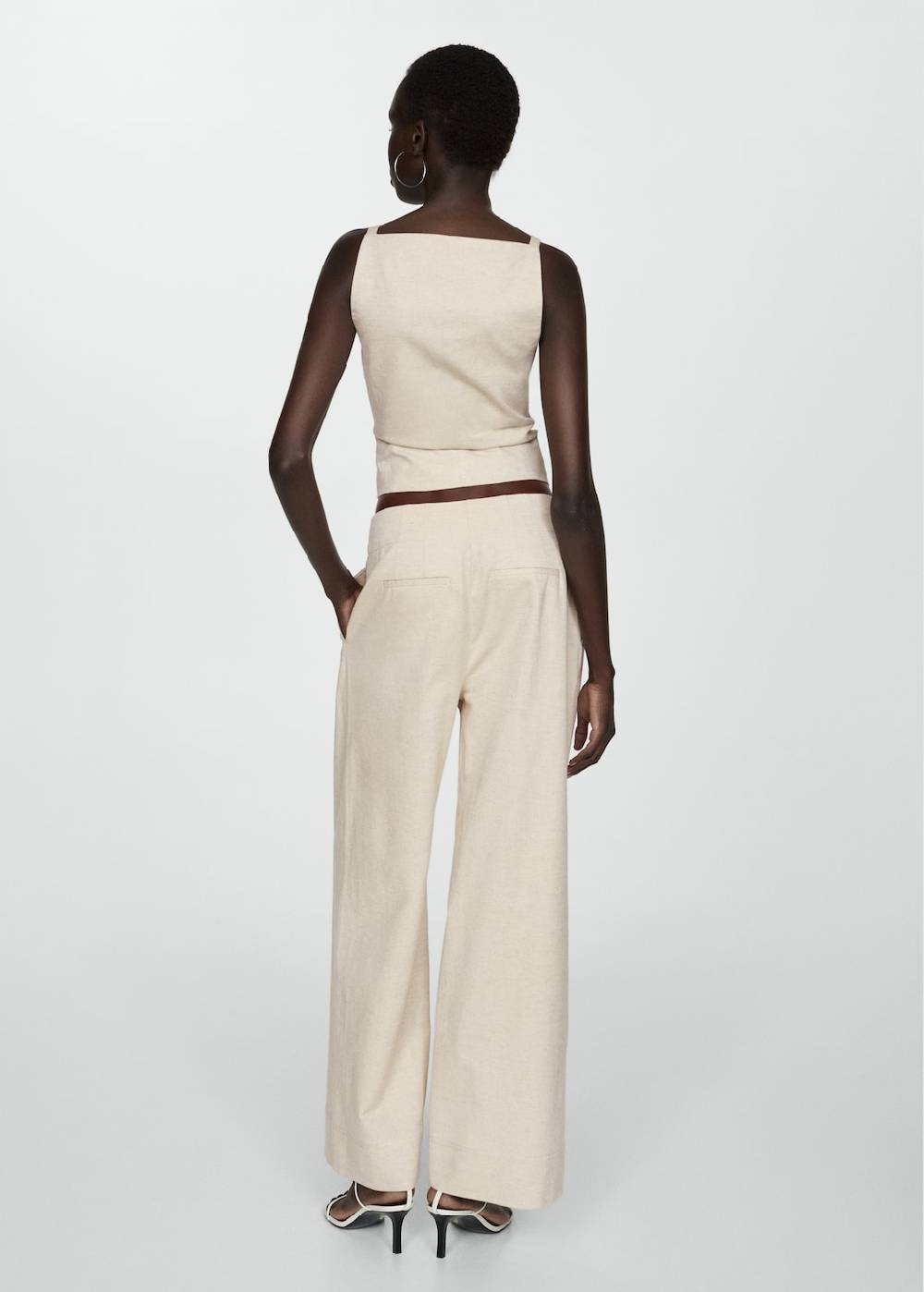 Mango Wideleg-Bundfaltenhose Black Friday Preise