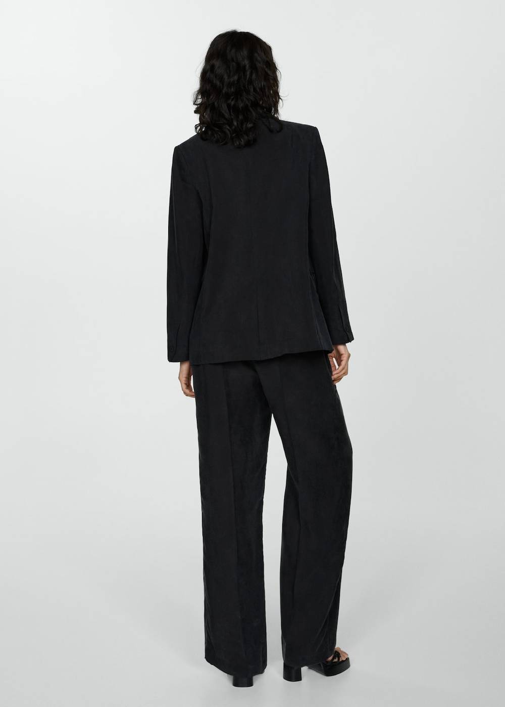 Mango Gerade Cupro-Hose Cyber Monday