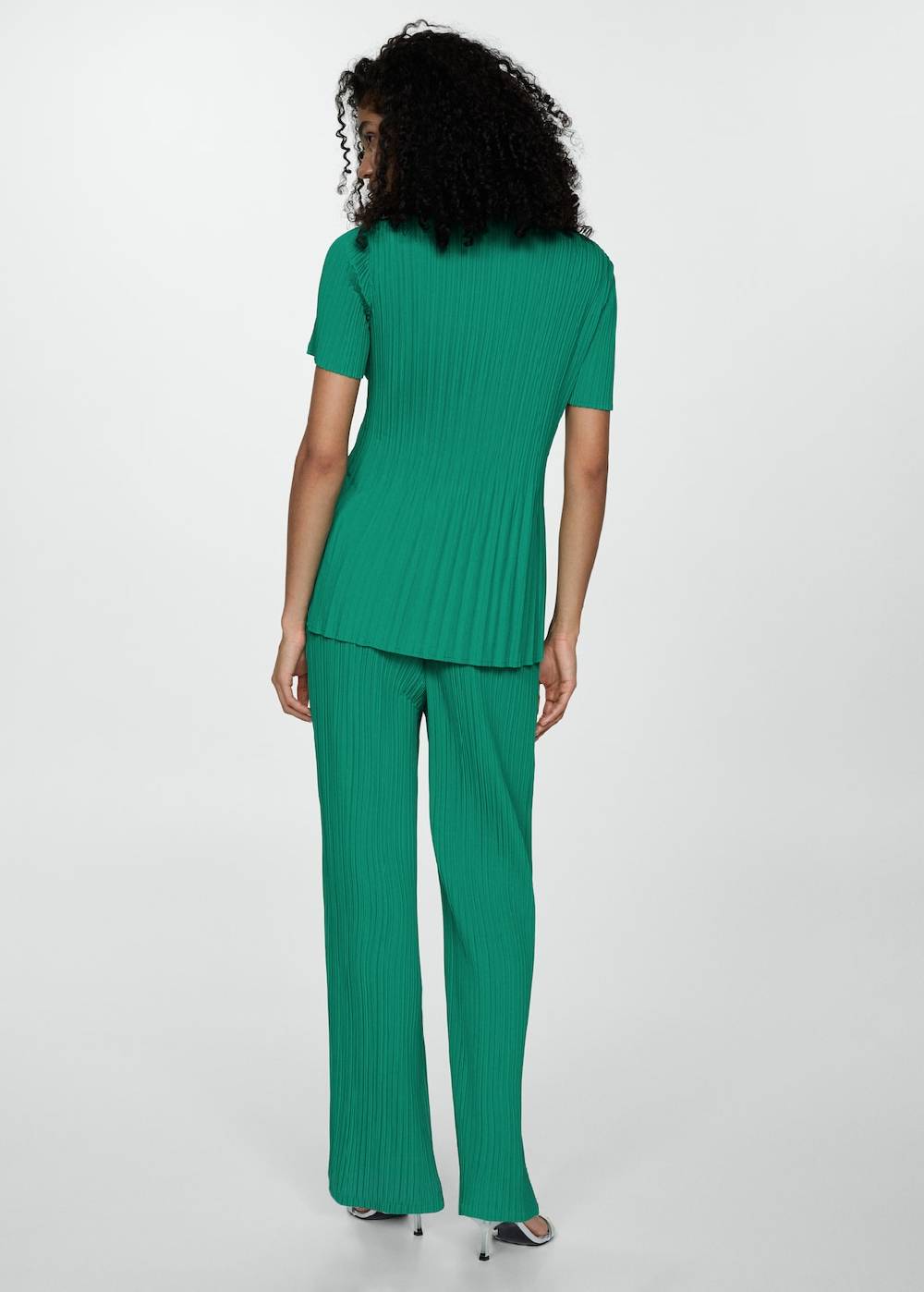Mango Fließende Plissée-Hose Vatertagsangebot
