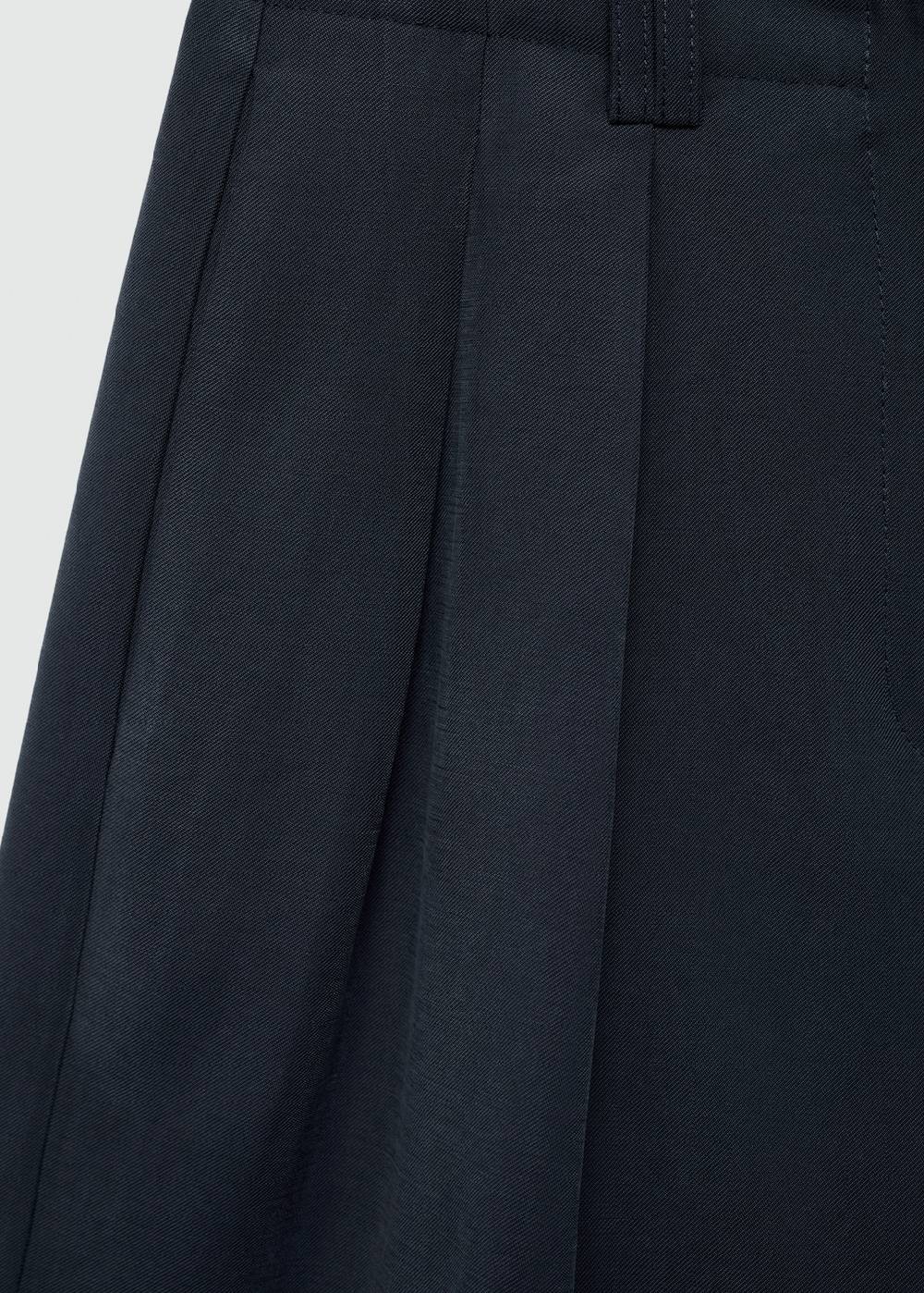 Mango Bundfaltenshorts mit mittlerer Bundhöhe Blitzangebot