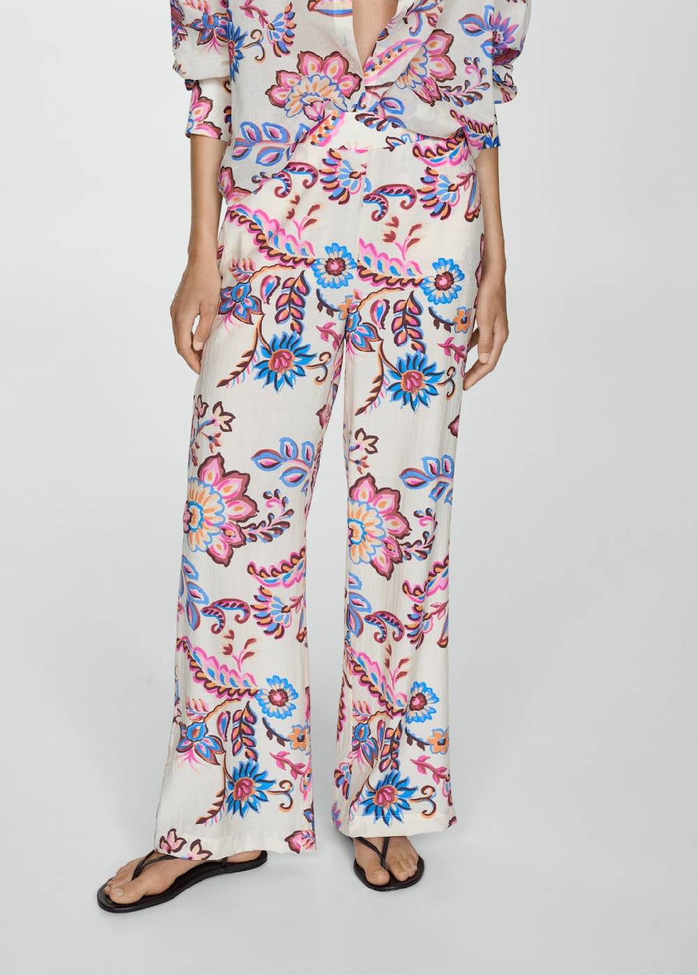 Mango Gerade Hose mit floralem Print Sonderangebot der Fabrik