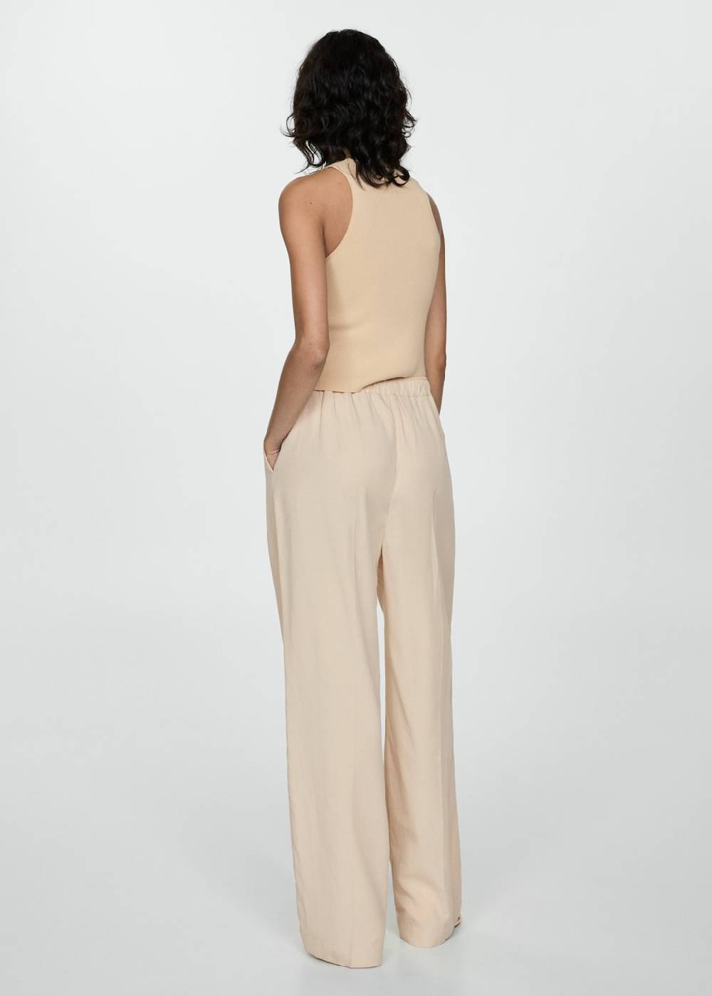 Mango Lyocell-Hose mit Faltendetails Riesige Rabatte