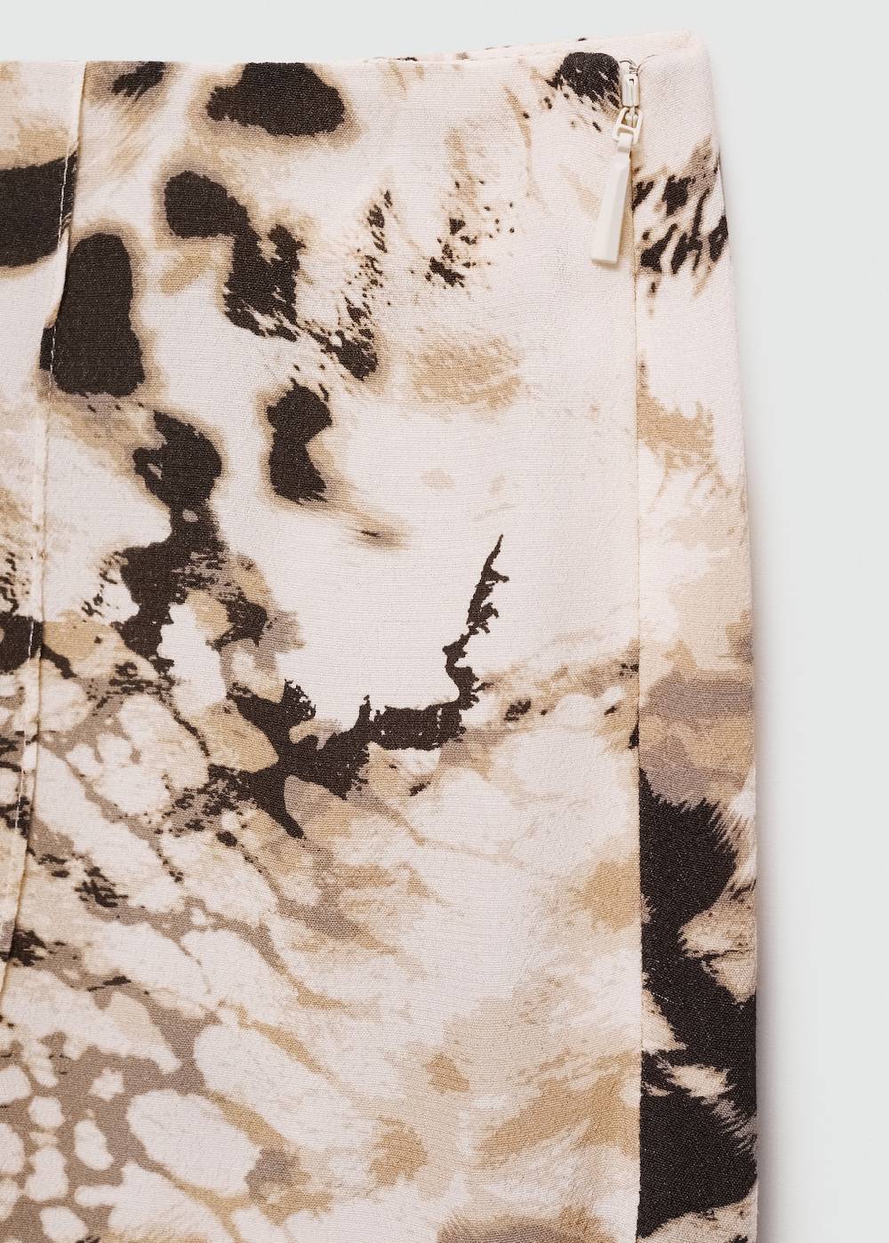 Mango Fließende Hose mit Animal-Print Kostenloser Versand international