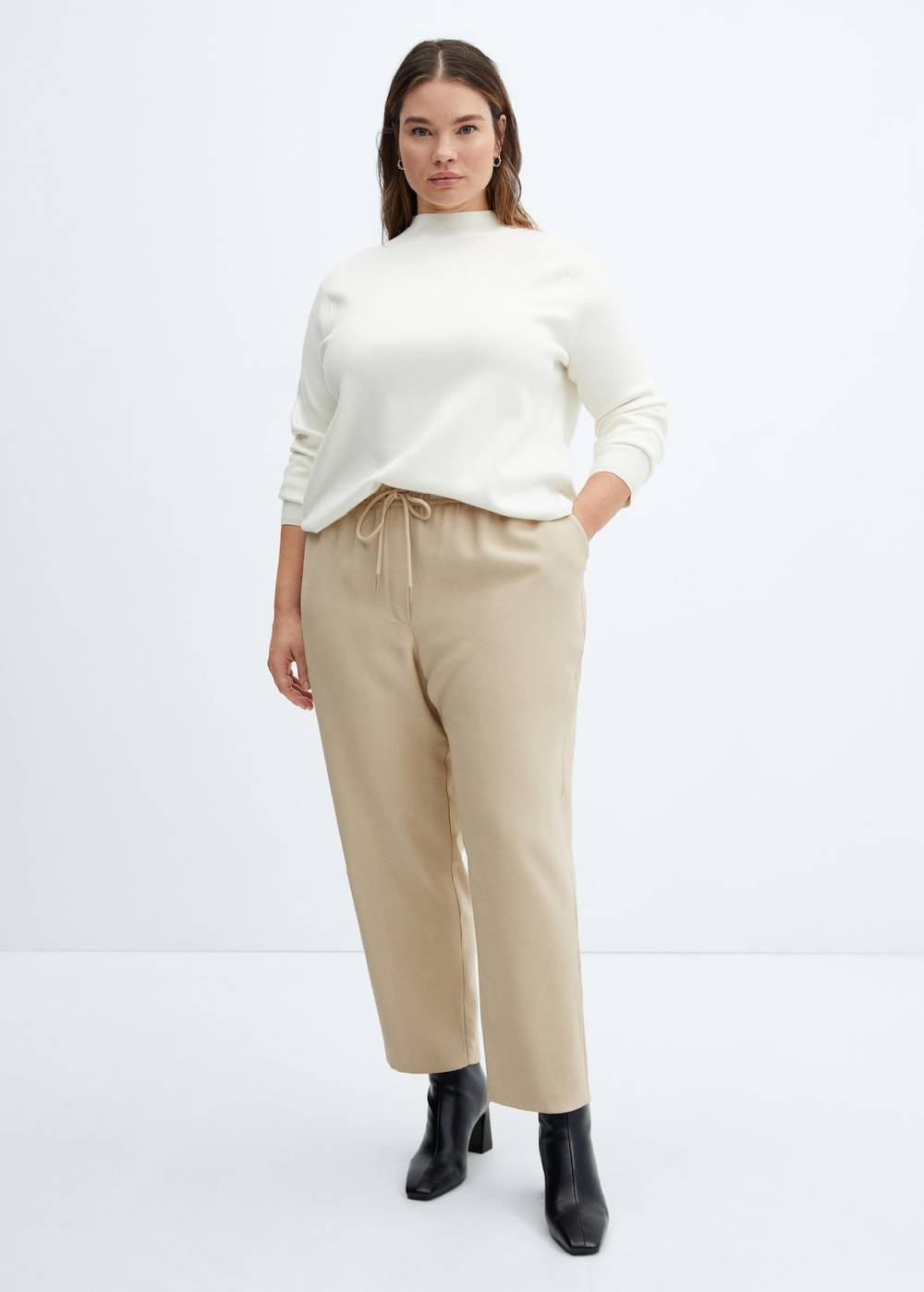 Mango Jogger Pants mit Kordel Im Verkauf