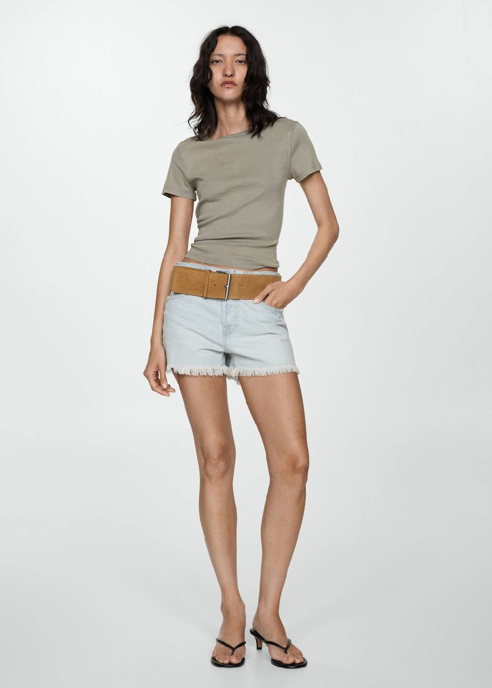 Mango Jeansshorts mit ausgefranstem Saum zollfrei