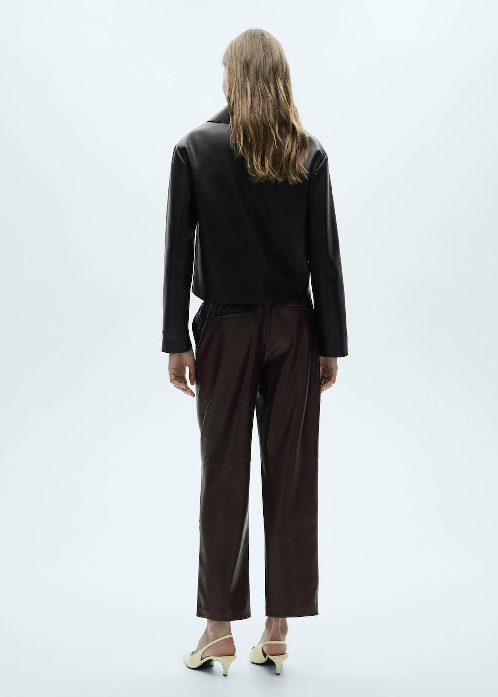 Mango Hose mit Stretchbund und Leder-Effekt Fabrikpreis