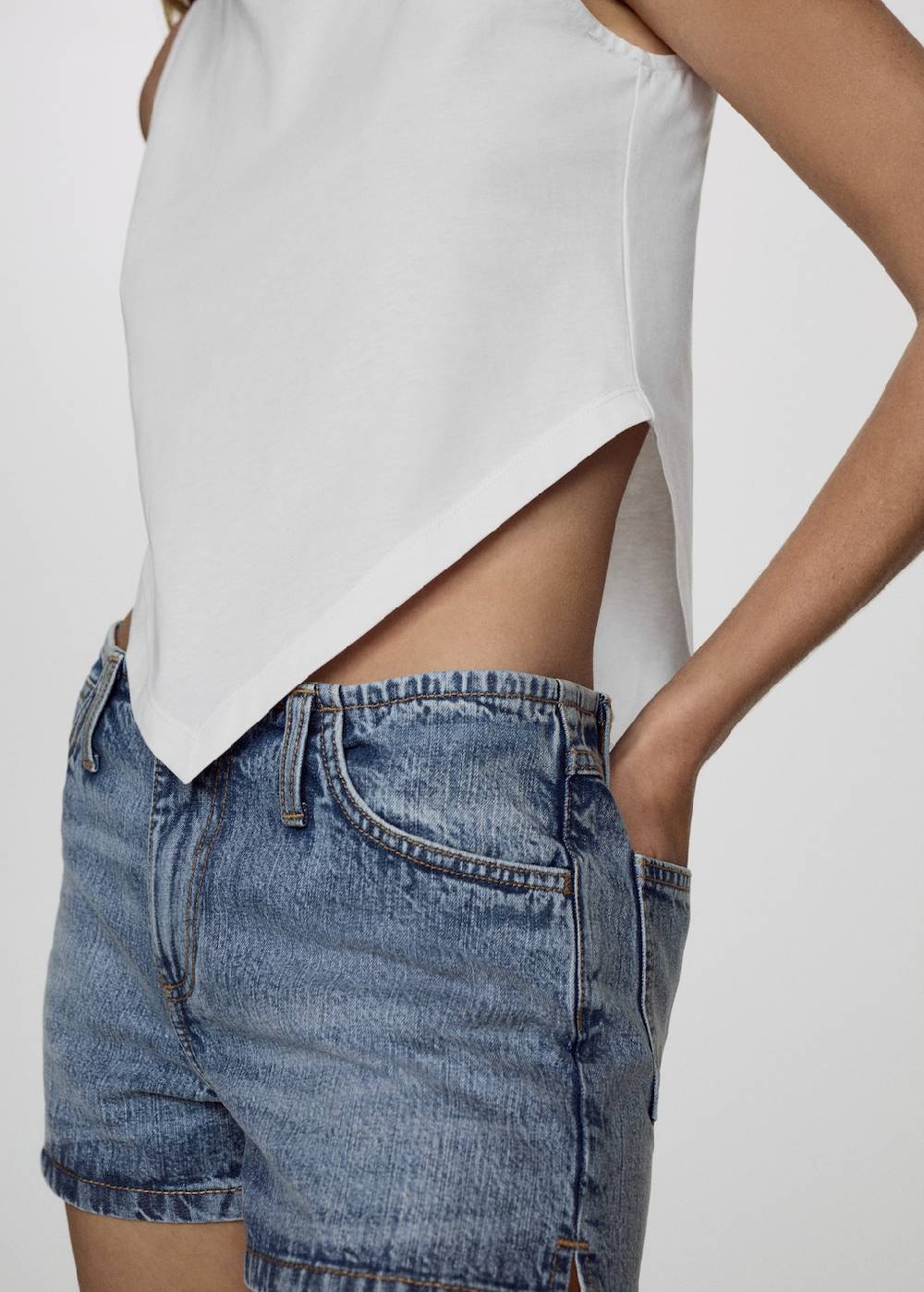 Mango Denim-Shorts mit niedriger Bundhöhe Neuheiten