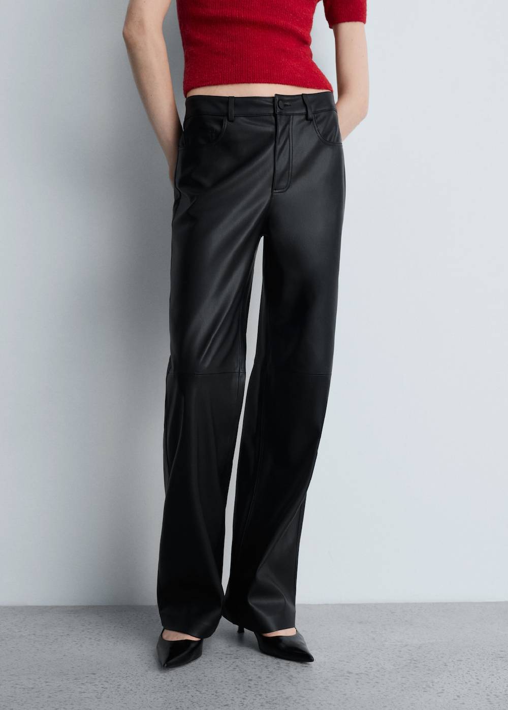 Mango Hose mit mittlerer Bundhöhe und Leder-Effekt