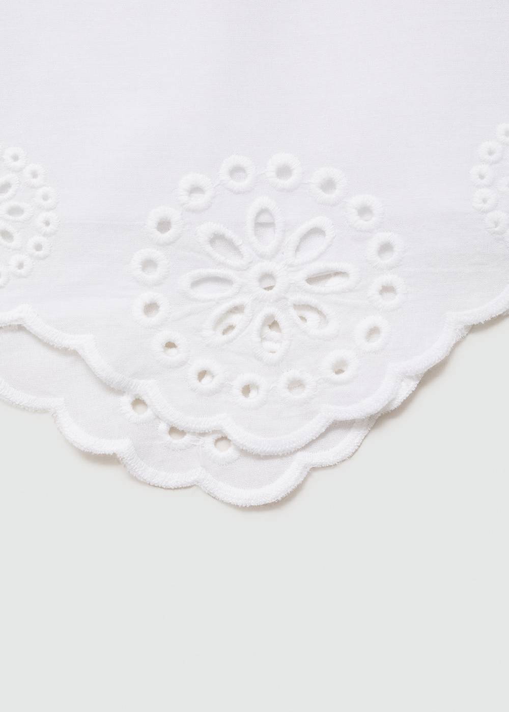 Mango Bestickte Lochstrick-Shorts Tägliche Deals