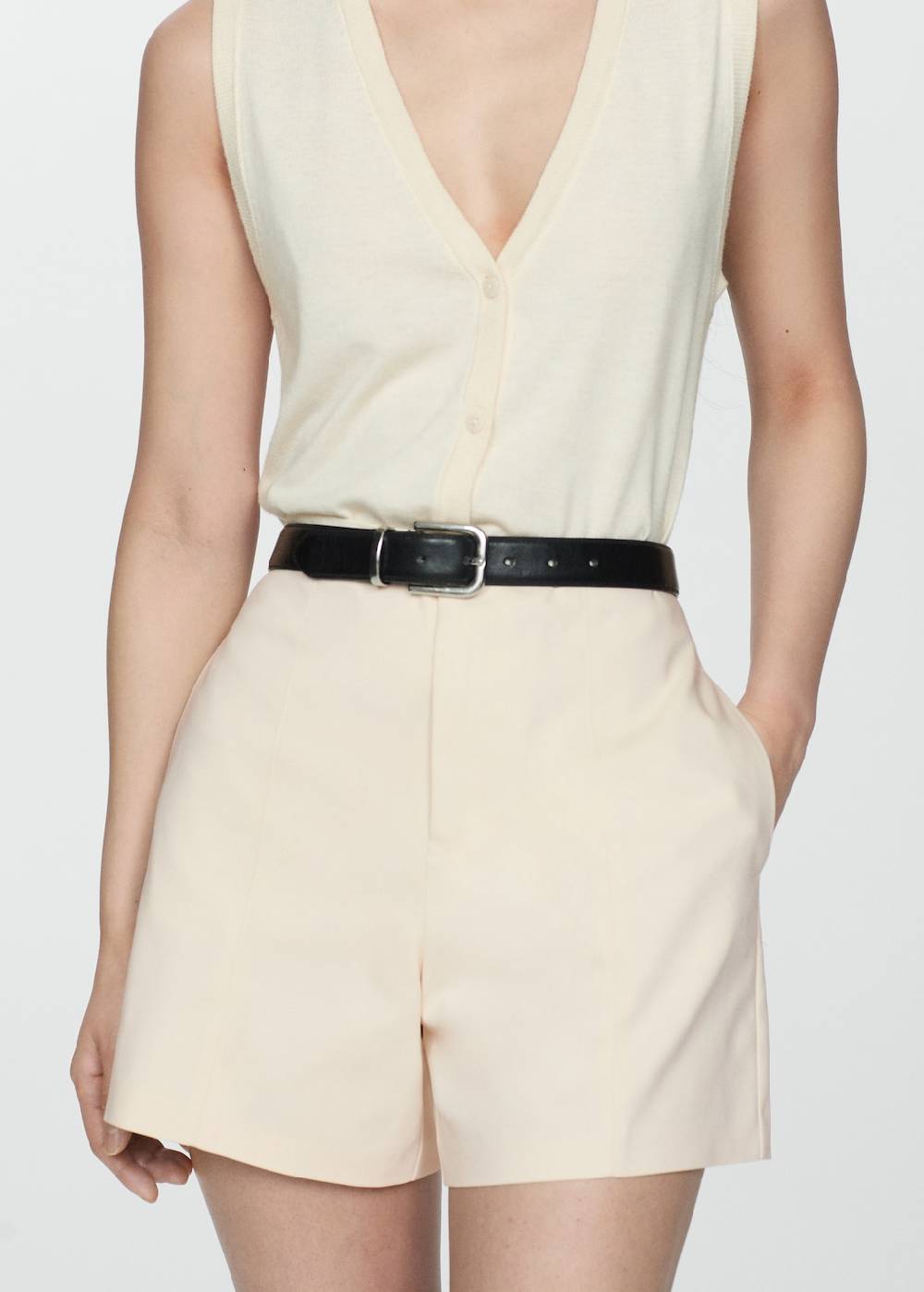 Mango Gerade Shorts mit hoher Taille Neueste Stile