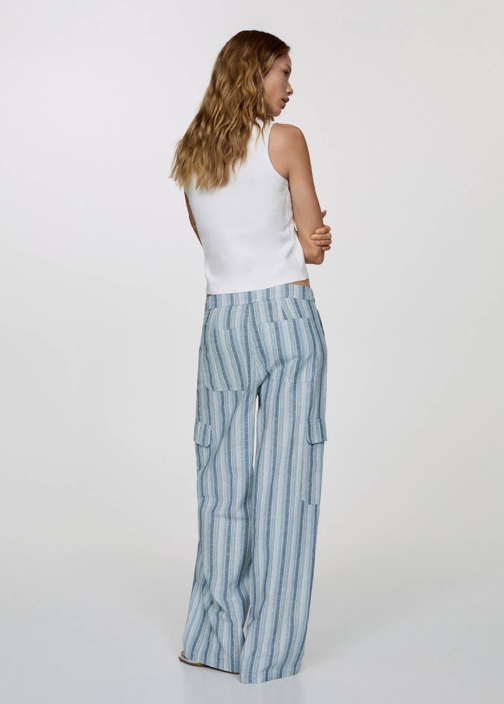Mango Gestreifte Hose mit Cargotaschen Speichern exportieren