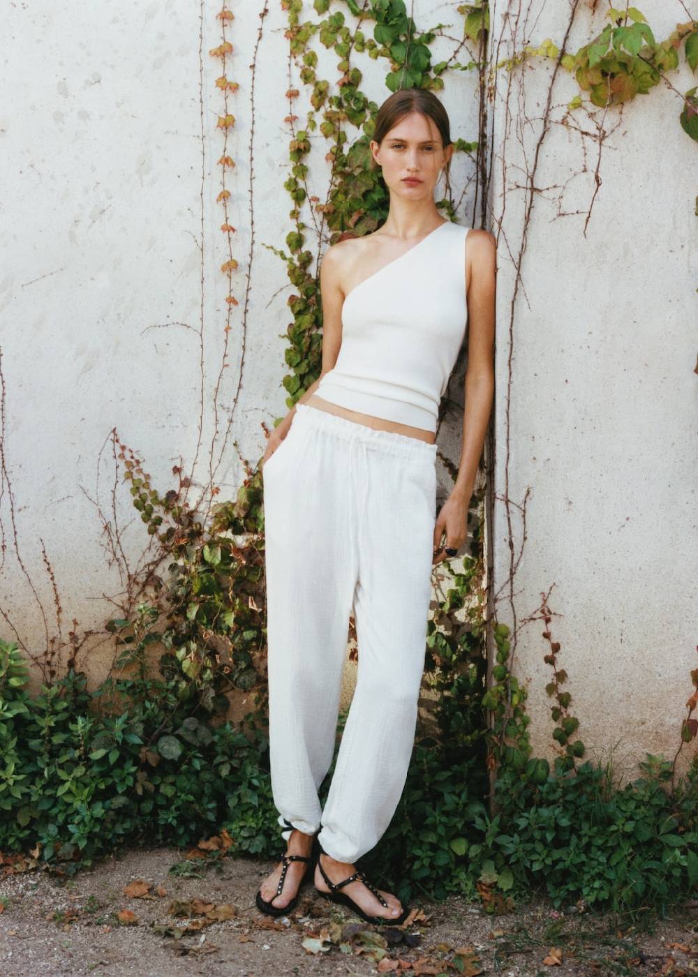 Mango Baumwollhose mit Gummibund Cyber Monday