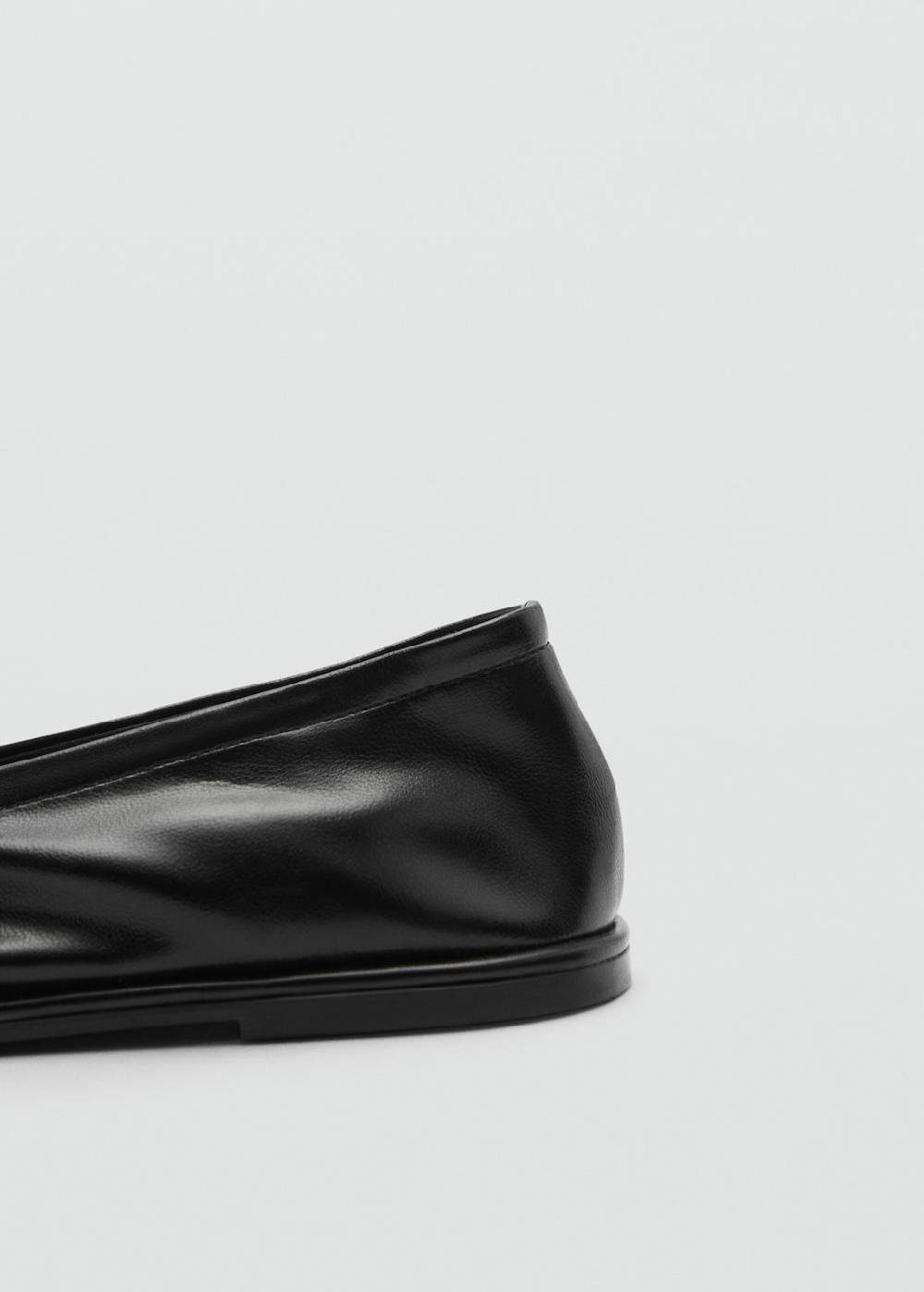 Mango Ballerinas mit runder Spitze und Schnalle Muttertagsangebot