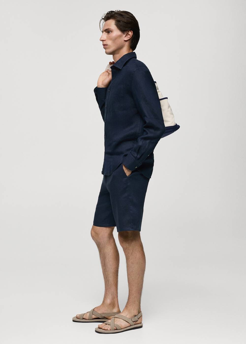 Mango Slim-Fit-Bermudashorts aus 100 % Leinen Fabrikladen
