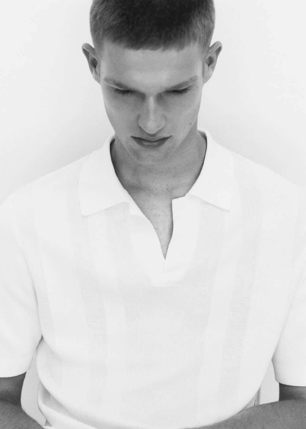 Mango Rippstrick-Poloshirt Valentinstagsangebot