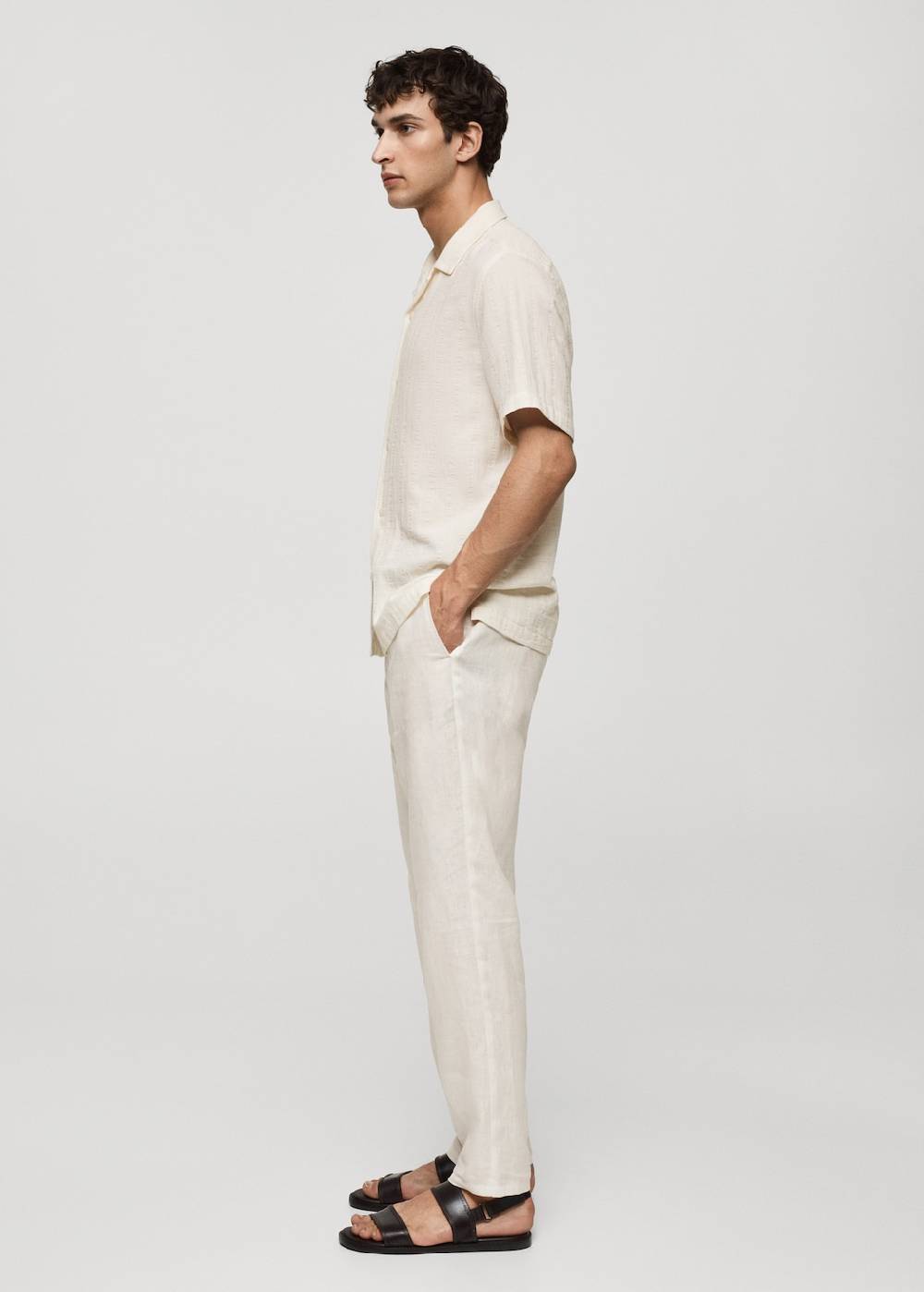 Mango Regular Fit-Hemd aus Baumwoll-Kreppgewebe Bestseller