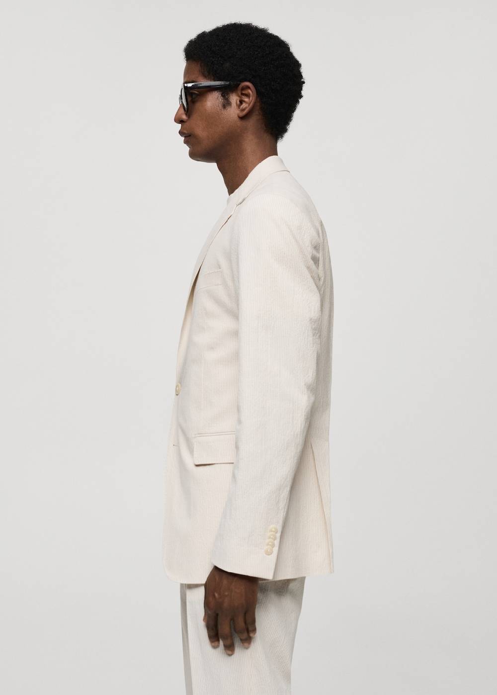 Mango Gestreifte Slim-Fit-Anzugjacke aus Seersucker-Baumwolle Räumungsverkauf
