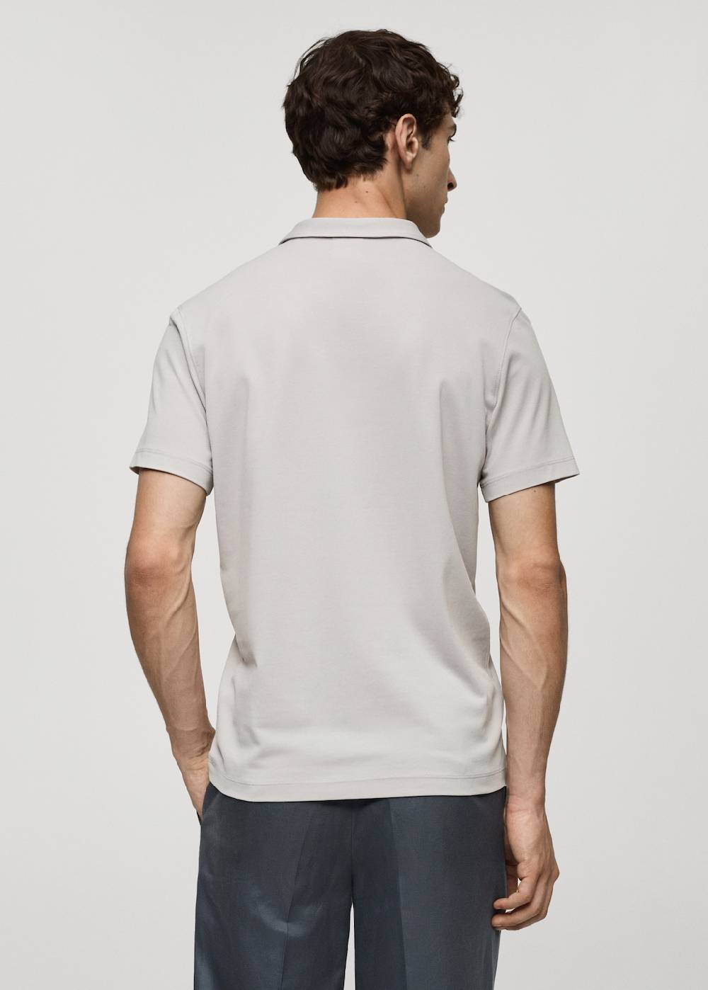 Mango Strukturiertes Slim-Fit-Poloshirt aus Baumwoll-Piqué Speichern exportieren