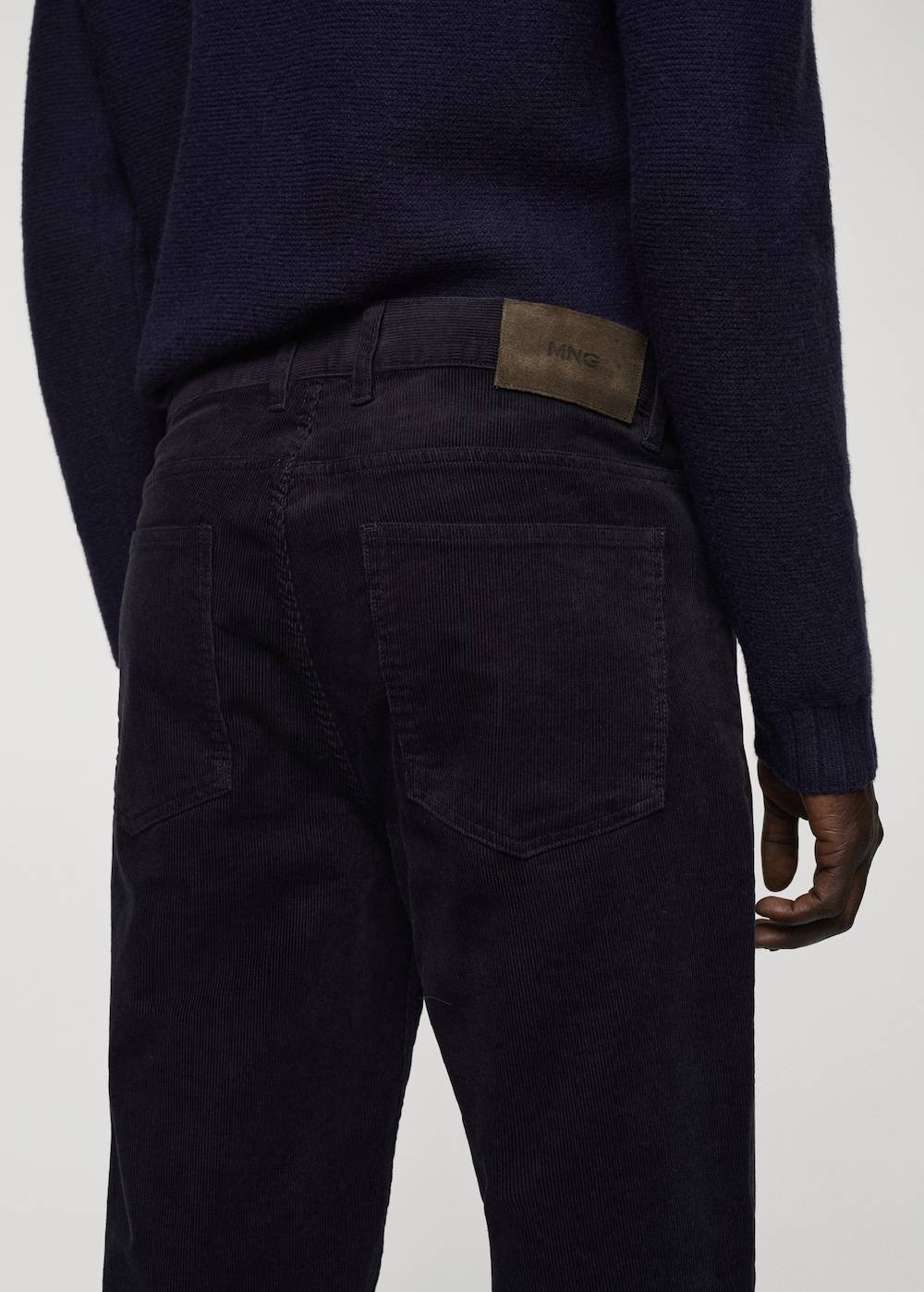 Mango Slim Fit-Feincordhose 50% Rabatt für begrenzte Zeit