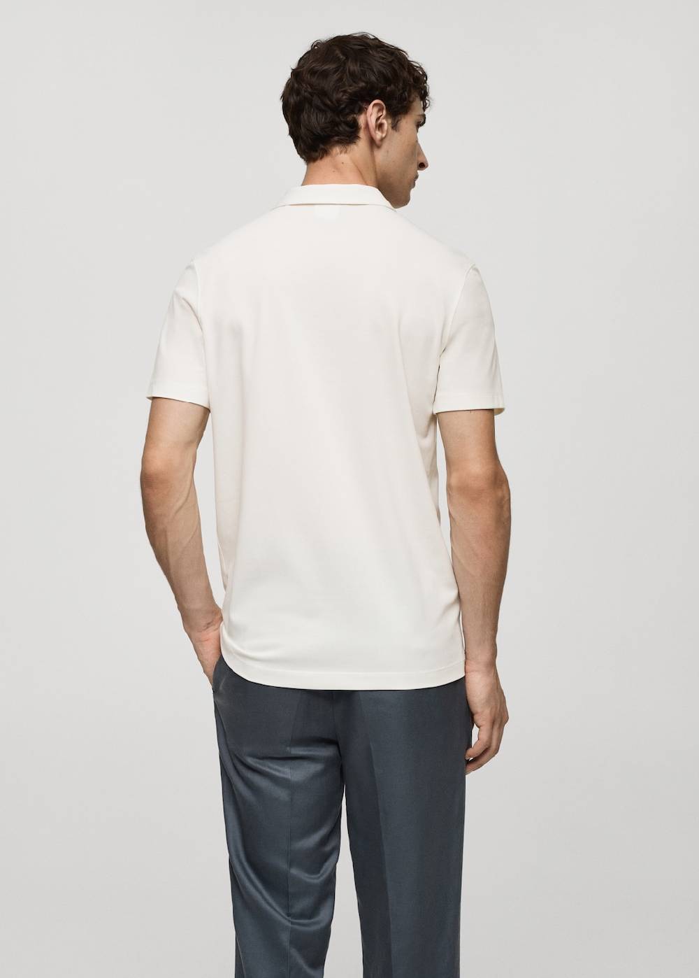 Mango Strukturiertes Slim-Fit-Poloshirt aus Baumwoll-Piqué Angebote