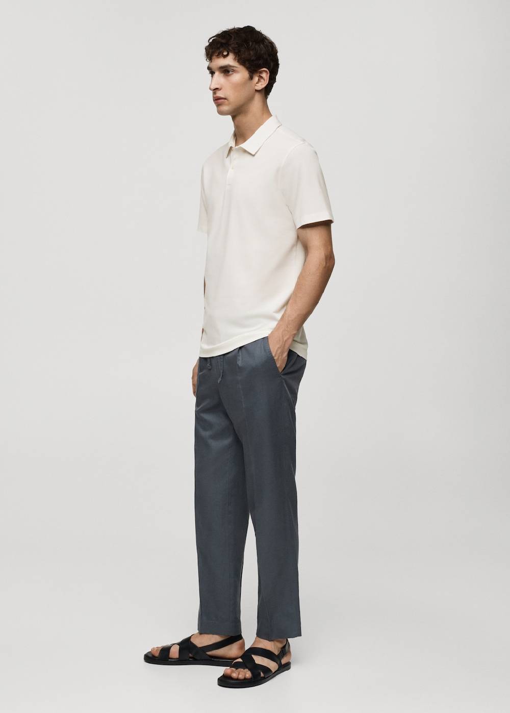 Mango Strukturiertes Slim-Fit-Poloshirt aus Baumwoll-Piqué Angebote