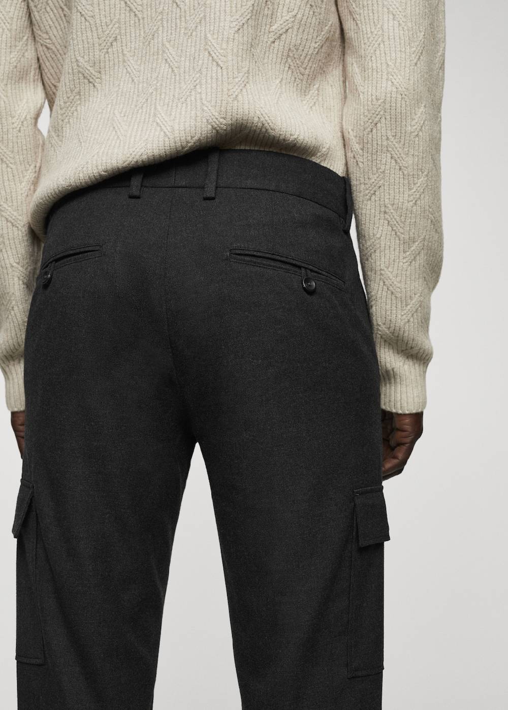 Mango Cargohose mit Bundfalten Limitierter Zeitrabatt